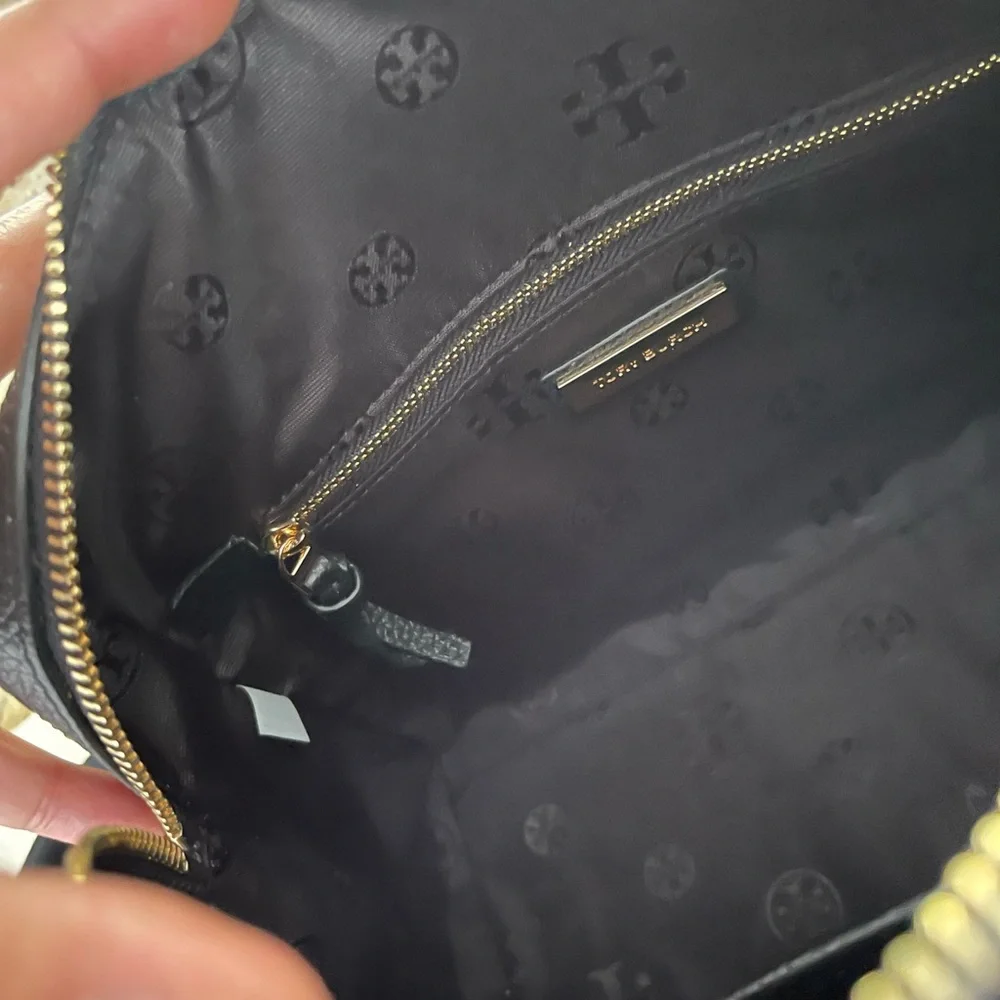 New Tory burch thea black satchel 🖤 - Picture 5 of 11